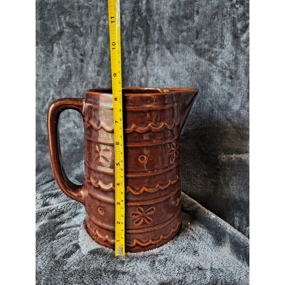 VINTAGE MARCREST BROWN STONEWARE PITCHER DAISY & DOT PATTERN - Picture 10 of 12